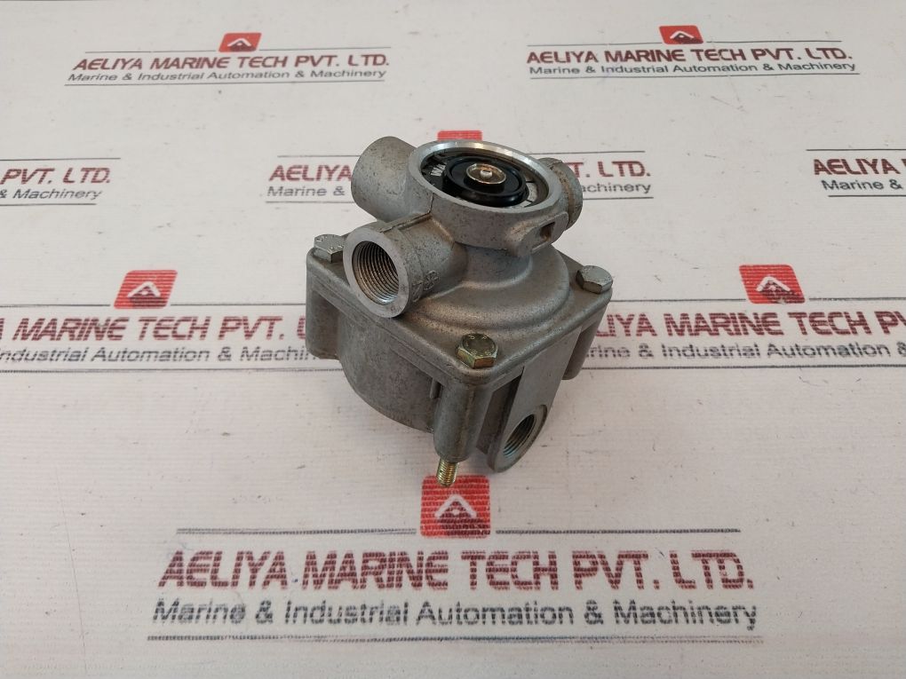 Wabco 4730170000 Anti-compound Valve