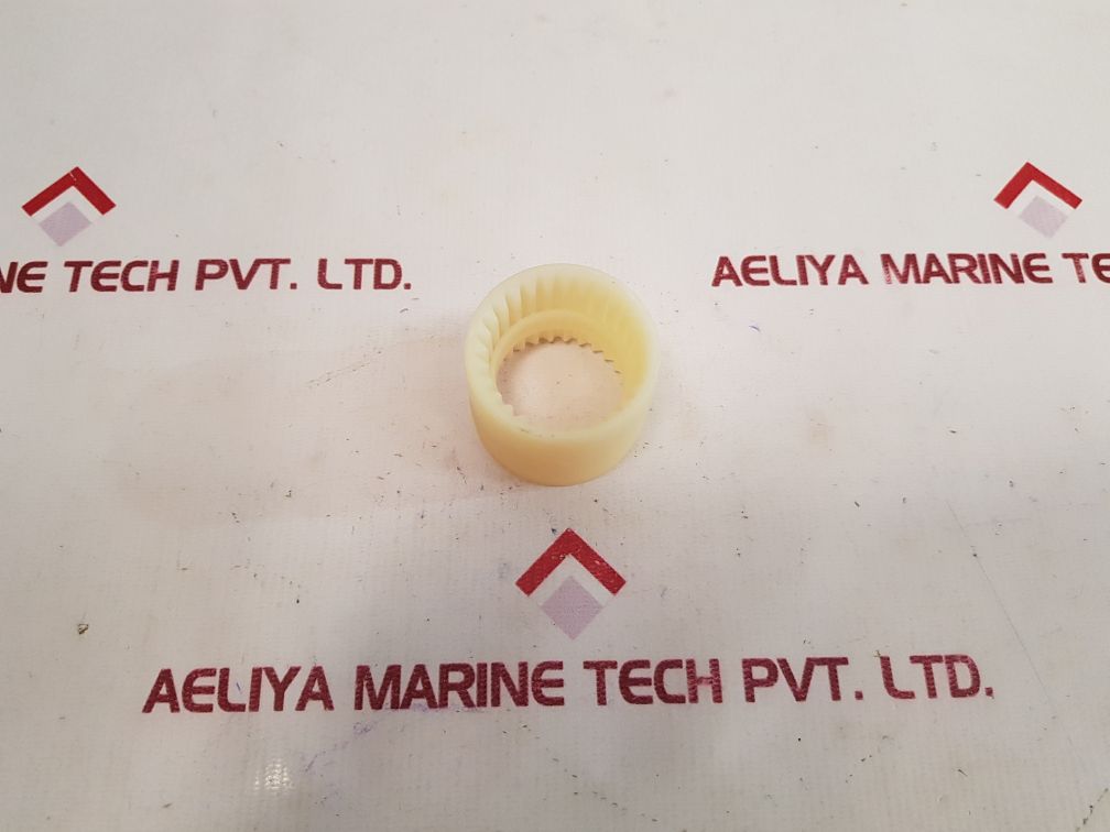 Set of 2x Wartsila lsys.1101.070 coupling sleeve