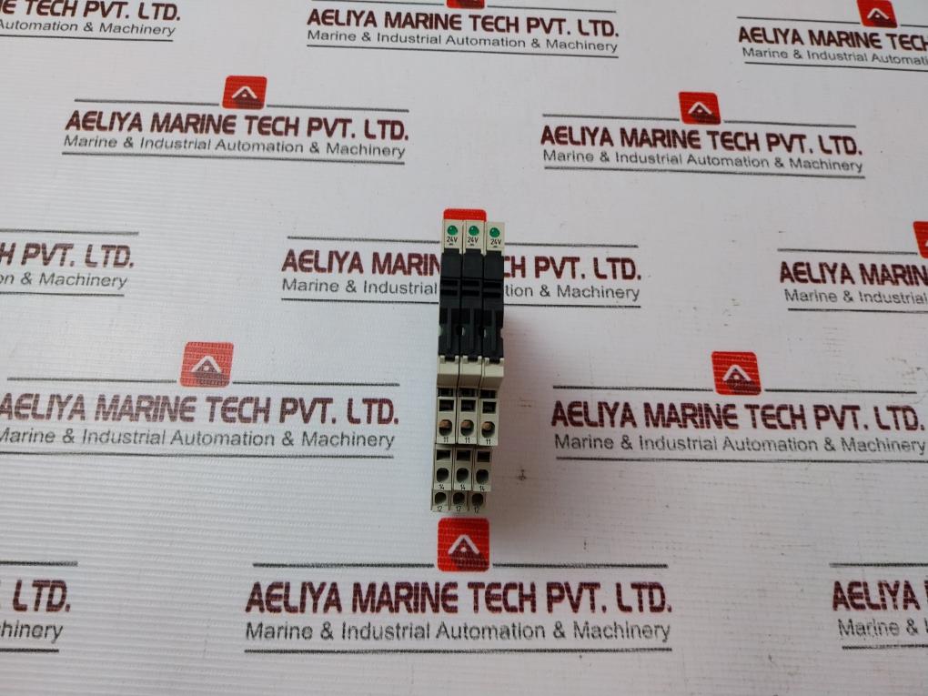 Lot Of 5X Weidmuller 8596080000 Relay With Socket 6A 24V