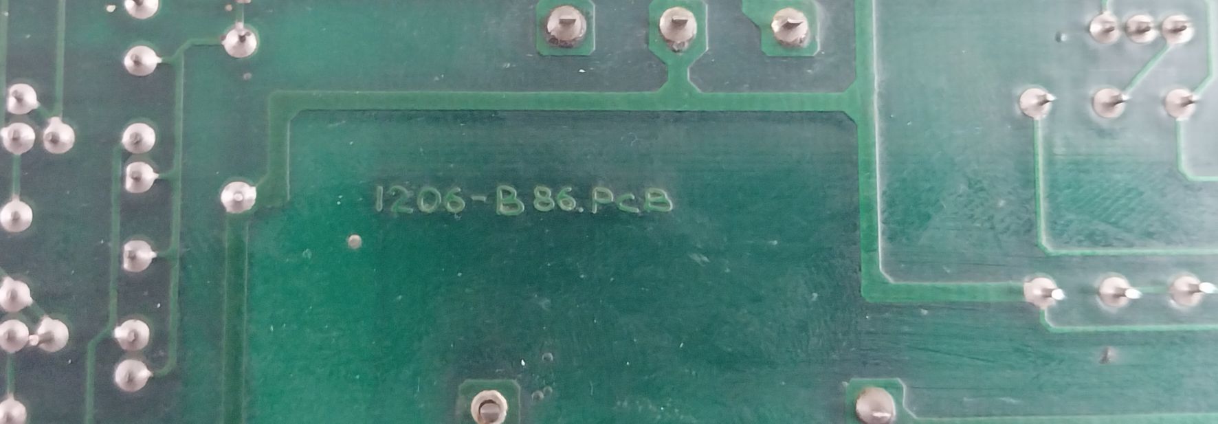 Wmo & Co 1605-889.Pcb