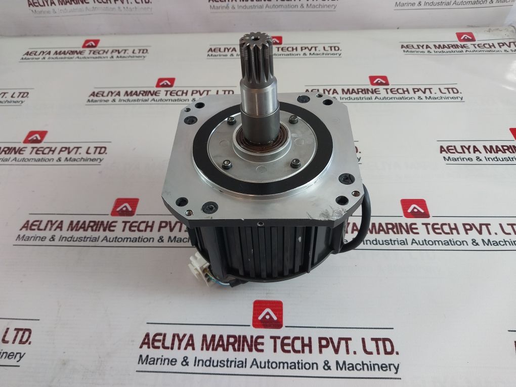 Yaskawa Electric Sgmrs-06A2B-yr21 Ac Servo Motor