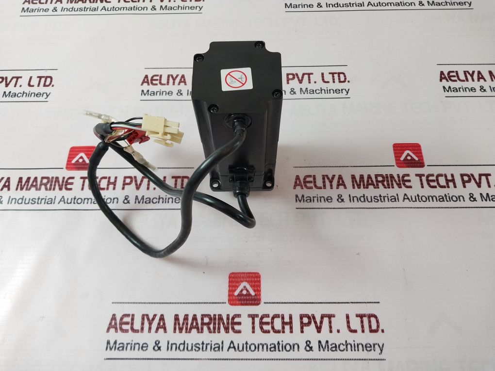 Yaskawa Sgmp-01Awyr12 Servo Motor