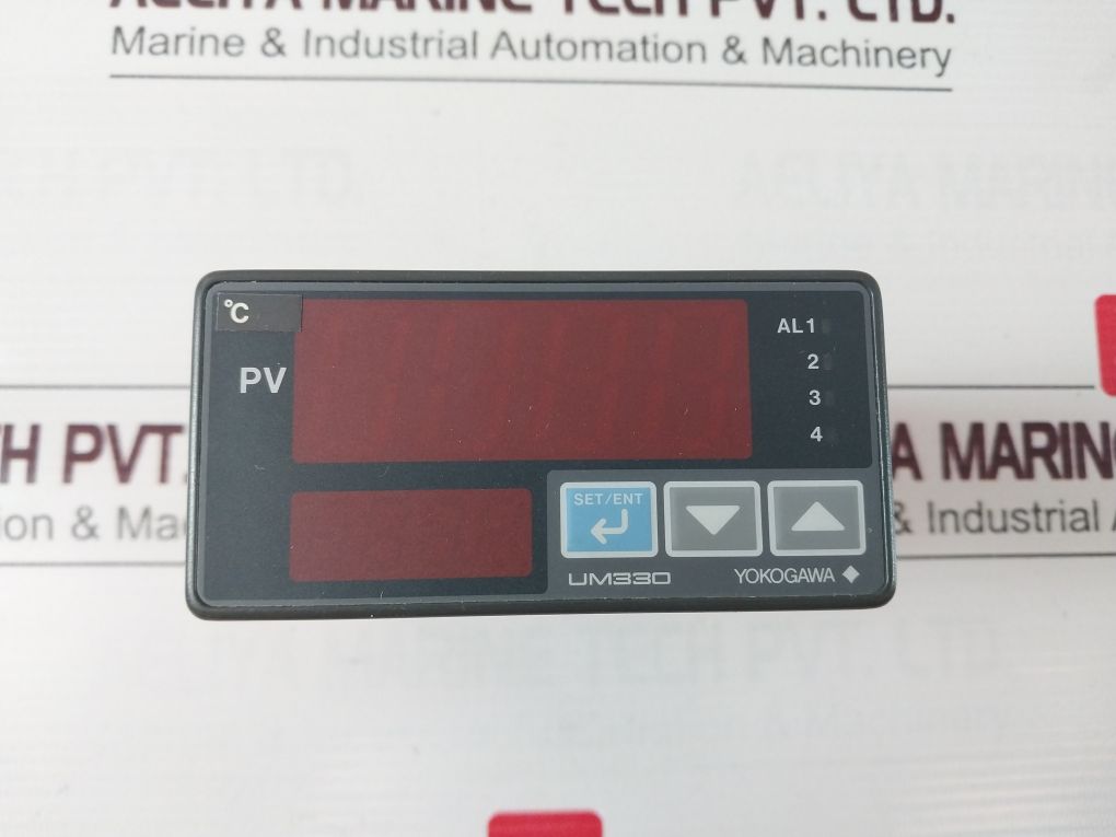 Yokogawa Um330 Digital Indicator 100-240Vac 50/60Hz