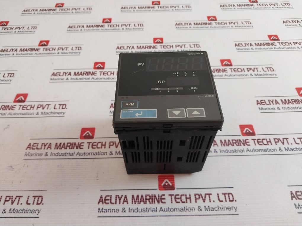 Yokogawa Ut351 Digital Indicating Controller 50/60Hz