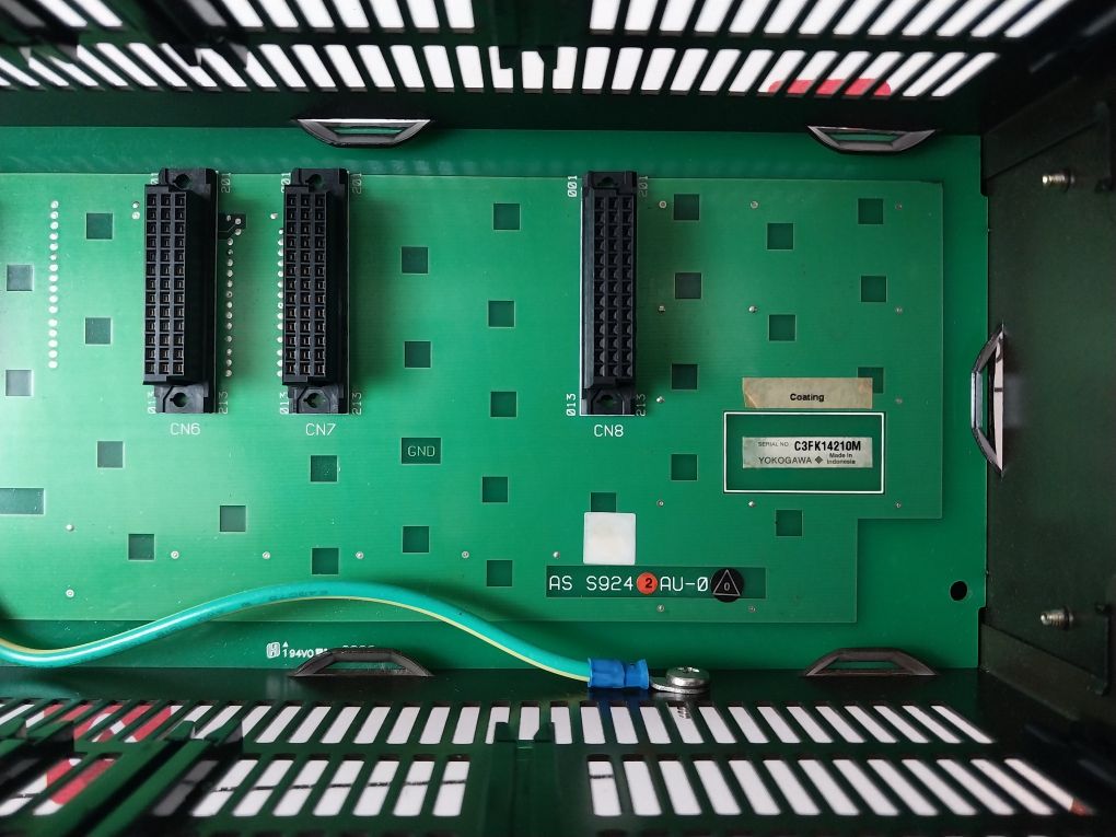 Yokogawa Ynt511D-v42 Bus Repeater Rack