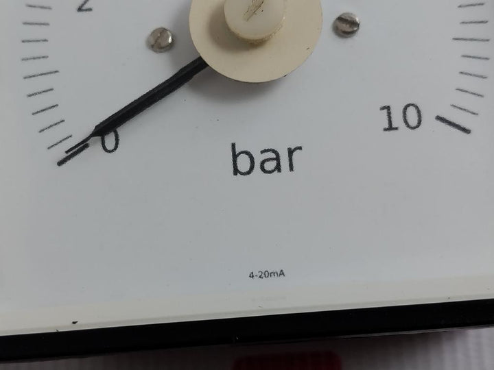 0-10 Bar Analog Panel Pressure Meter With New Condition