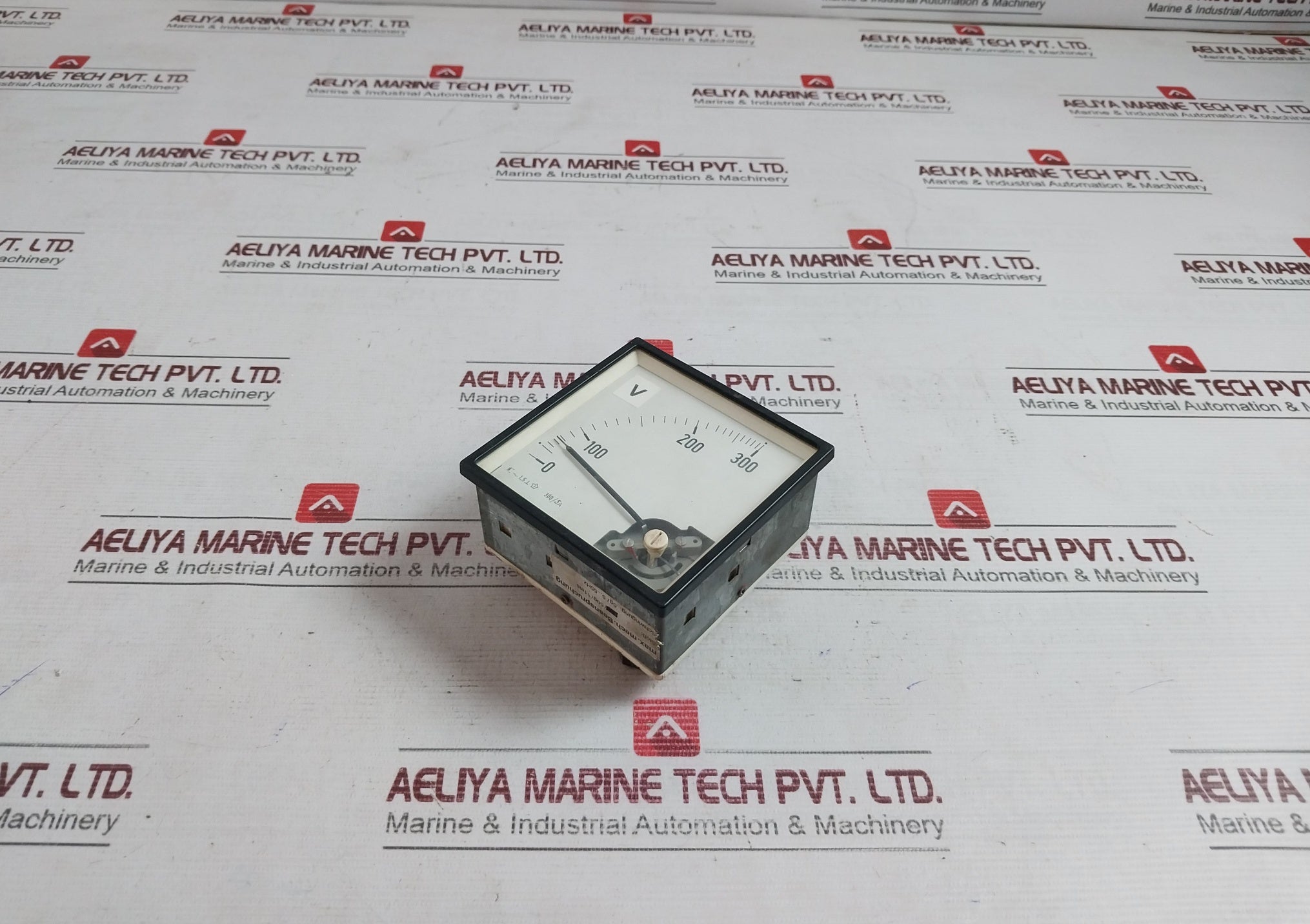 0-300V 300/5A Analog Voltmeter 5-55Hz