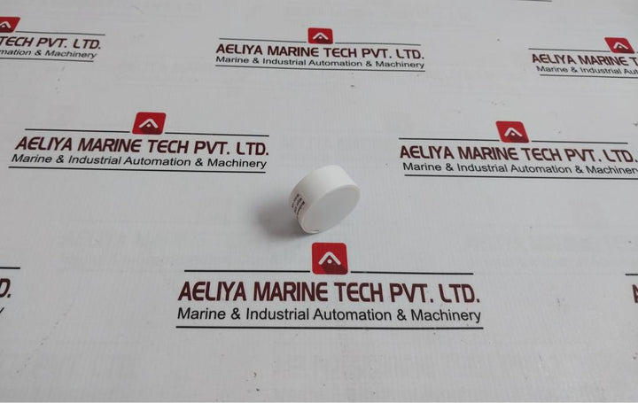 00108 Round Shape White Case Mini Beacon Unit