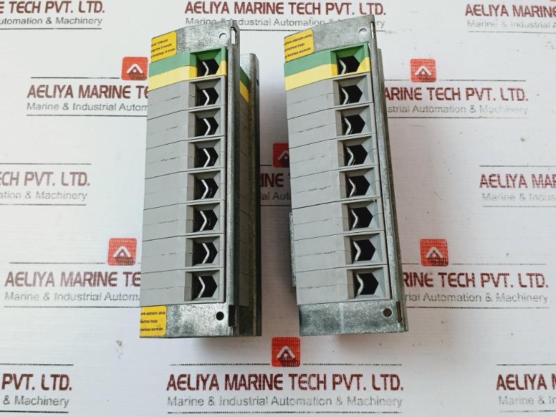 00431738 Multi-way Terminal Block