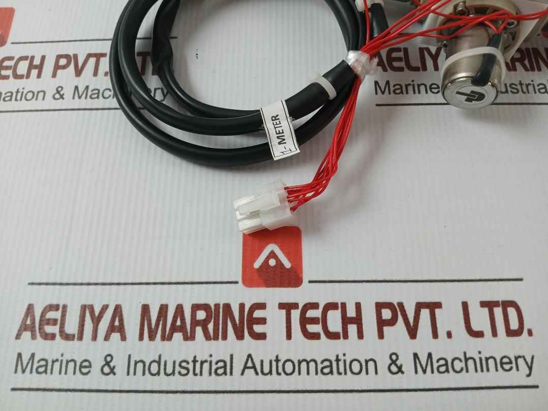018-0186-900 4-way Nc Membrane Valve Vac-20 Psig 1-meter Parker