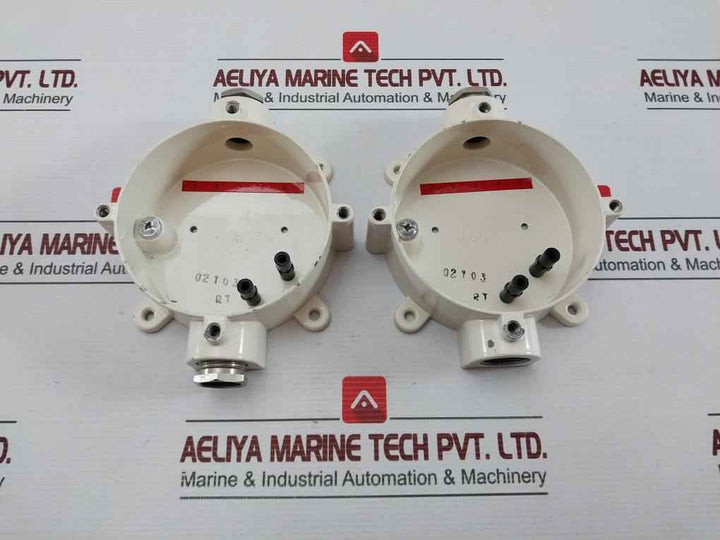 02103 Rt Detector Base Mounting Socket