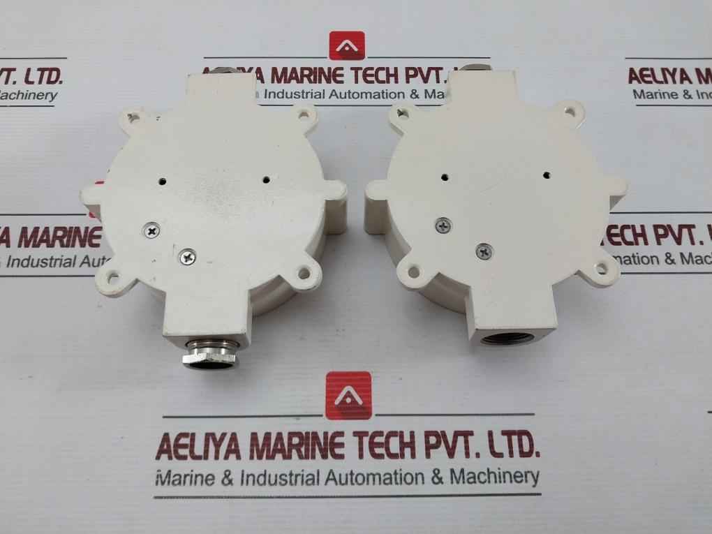 02103 Rt Detector Base Mounting Socket
