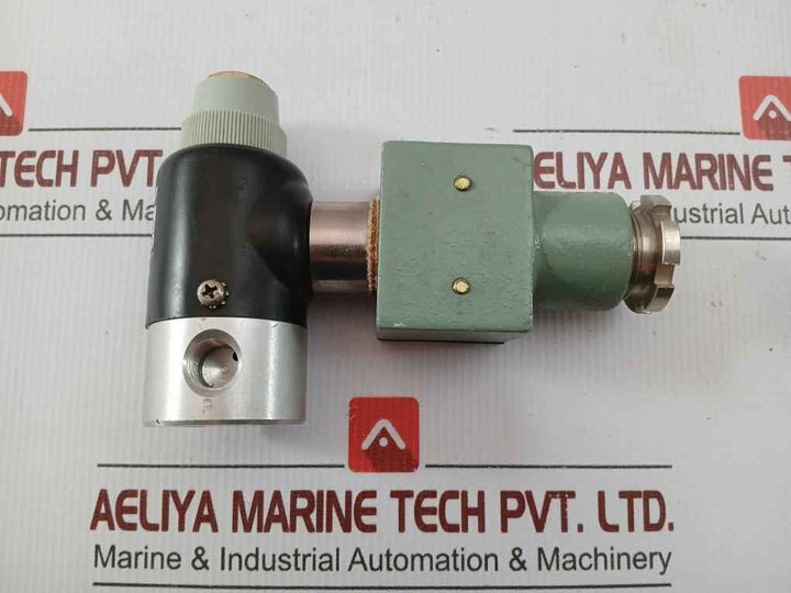 062E1-81 Round Type Air Solenoid Valve Ac110V 60Hz Koganei