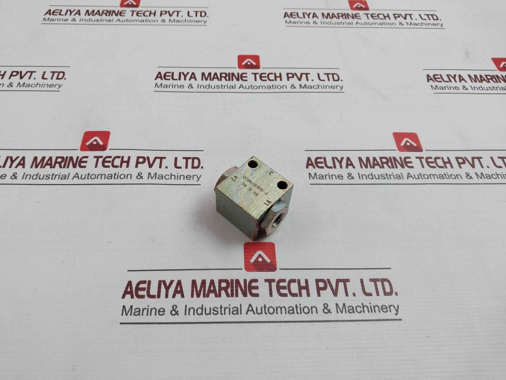 0Cukab1915-a Shuttle Valve 182-0421