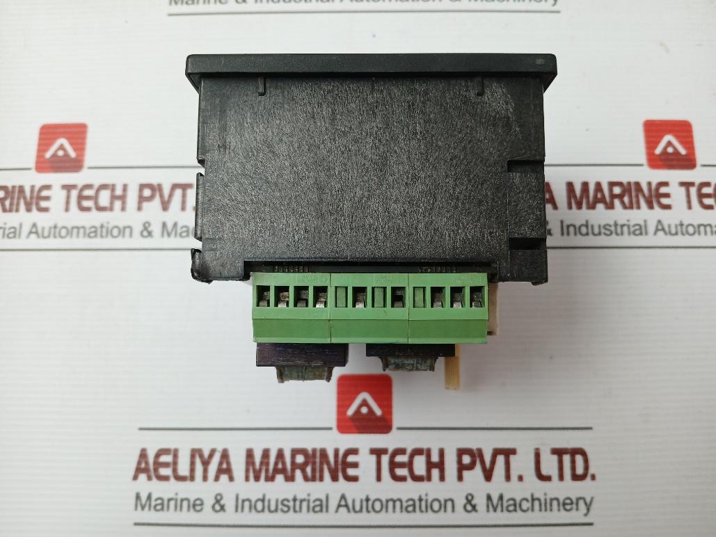 0 To 10 ∞MΩ Analog Panel Meter Internal Resistance(Ri)-220Kohm Brand Deif 300V 10A