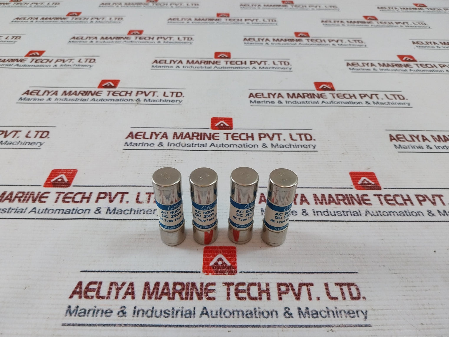 Lot of 4X Cello-lite UCL Fuse 3A 68T103