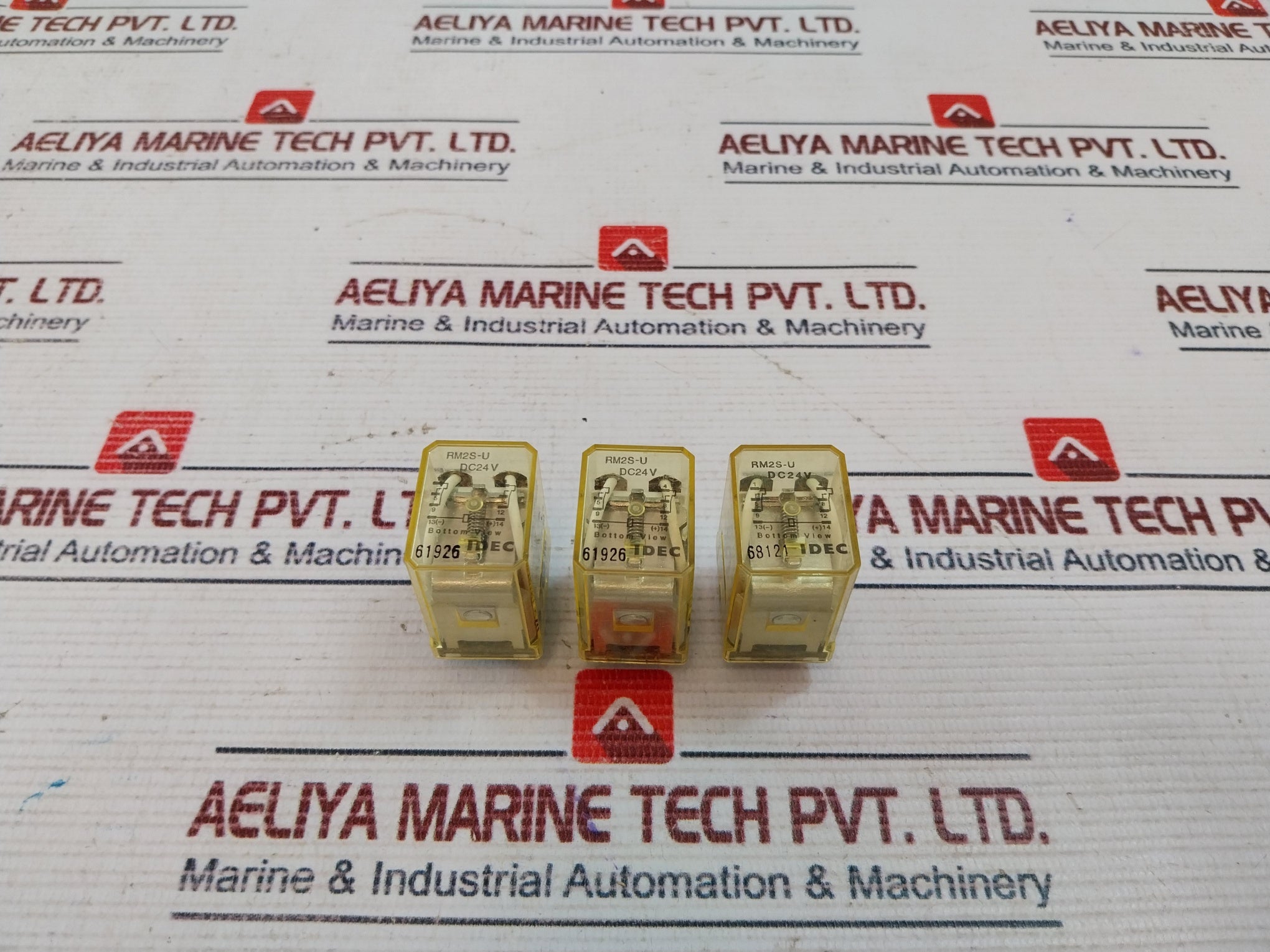 Idec Rm2S-u Relay 6A 240Vac