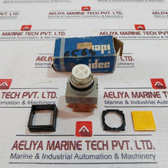 Idec 41-10650 Pushbutton Control Unit 300Vac 5A