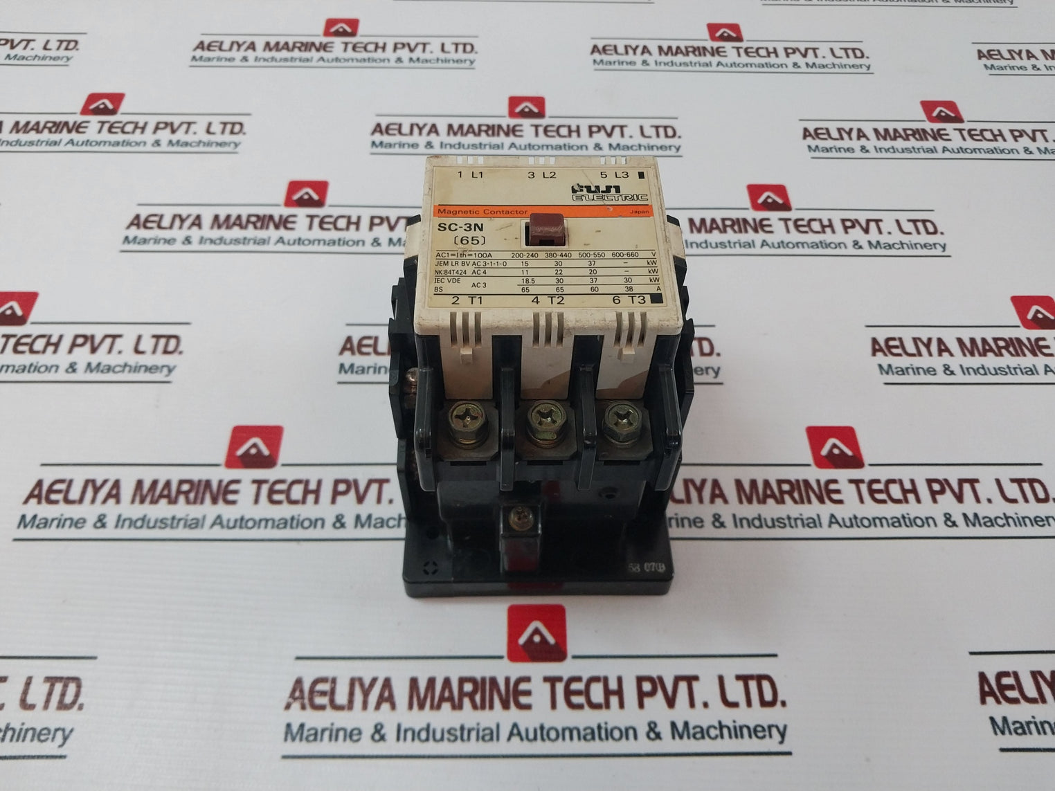 Fuji Electric SC-3N Magnetic Contactor 4NC2H0 100A