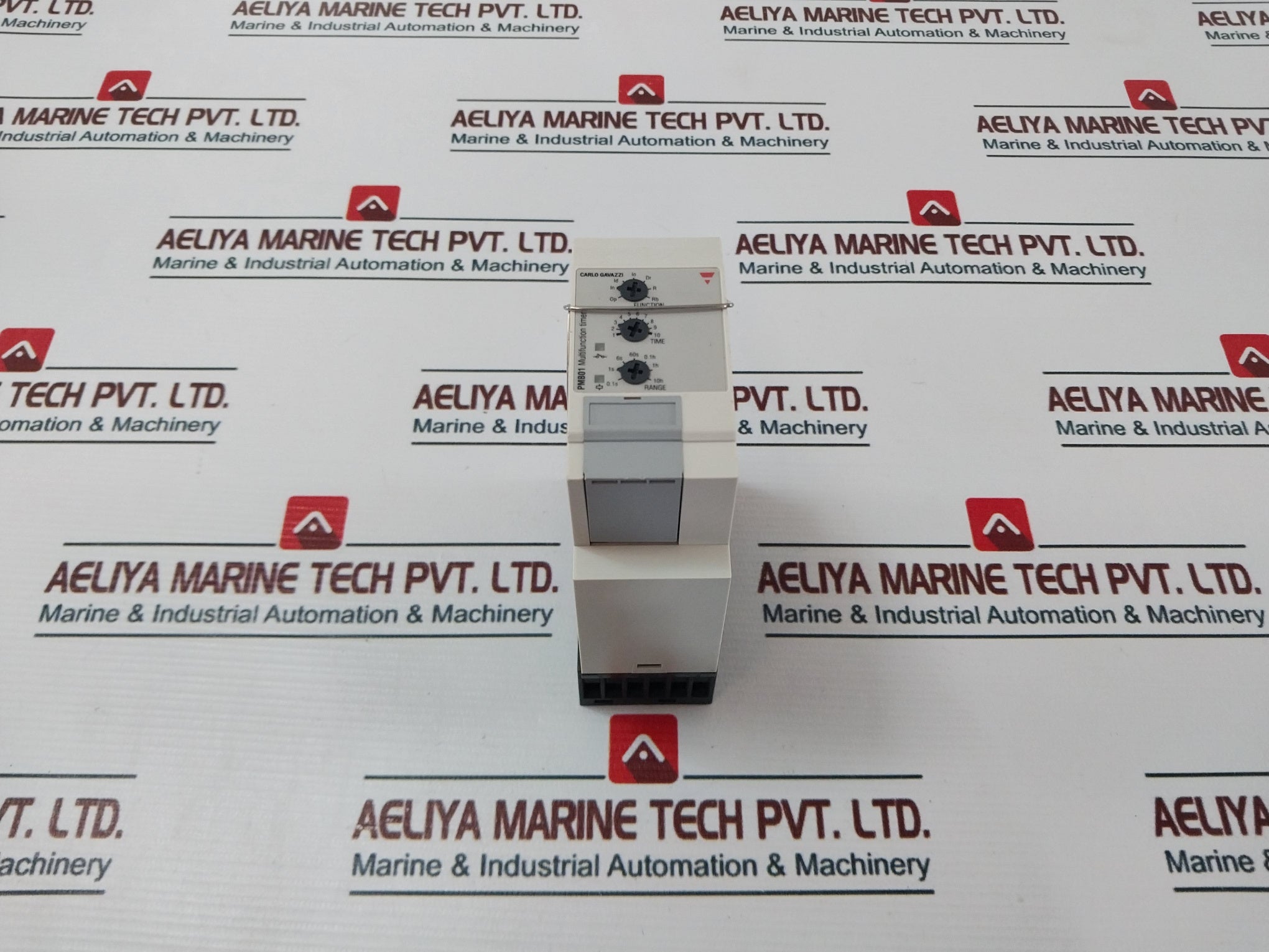 Carlo Gavazzi Pmb01Dm24 Multifunction Timer 24-240 Vac/Dc 50-60Hz With Base