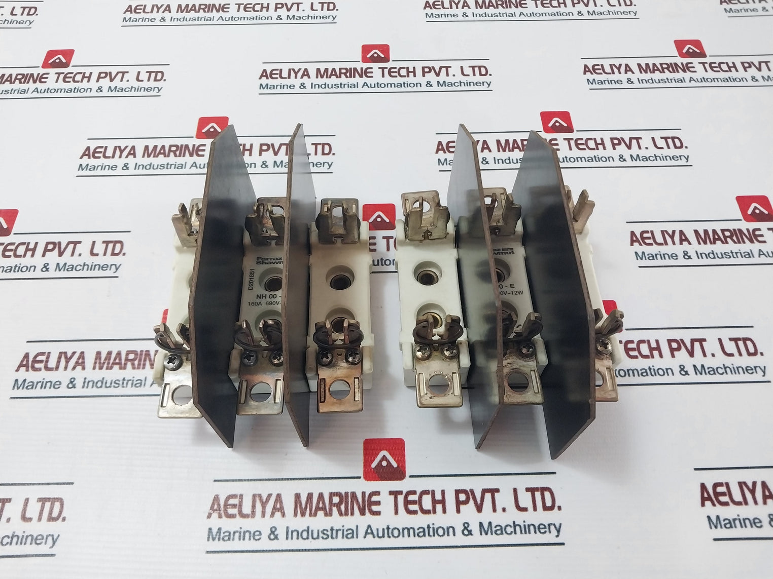 Ferraz Shawmut Nh 00-e Din Rail Mounting Nh Fuse Base 160A 690V~12W