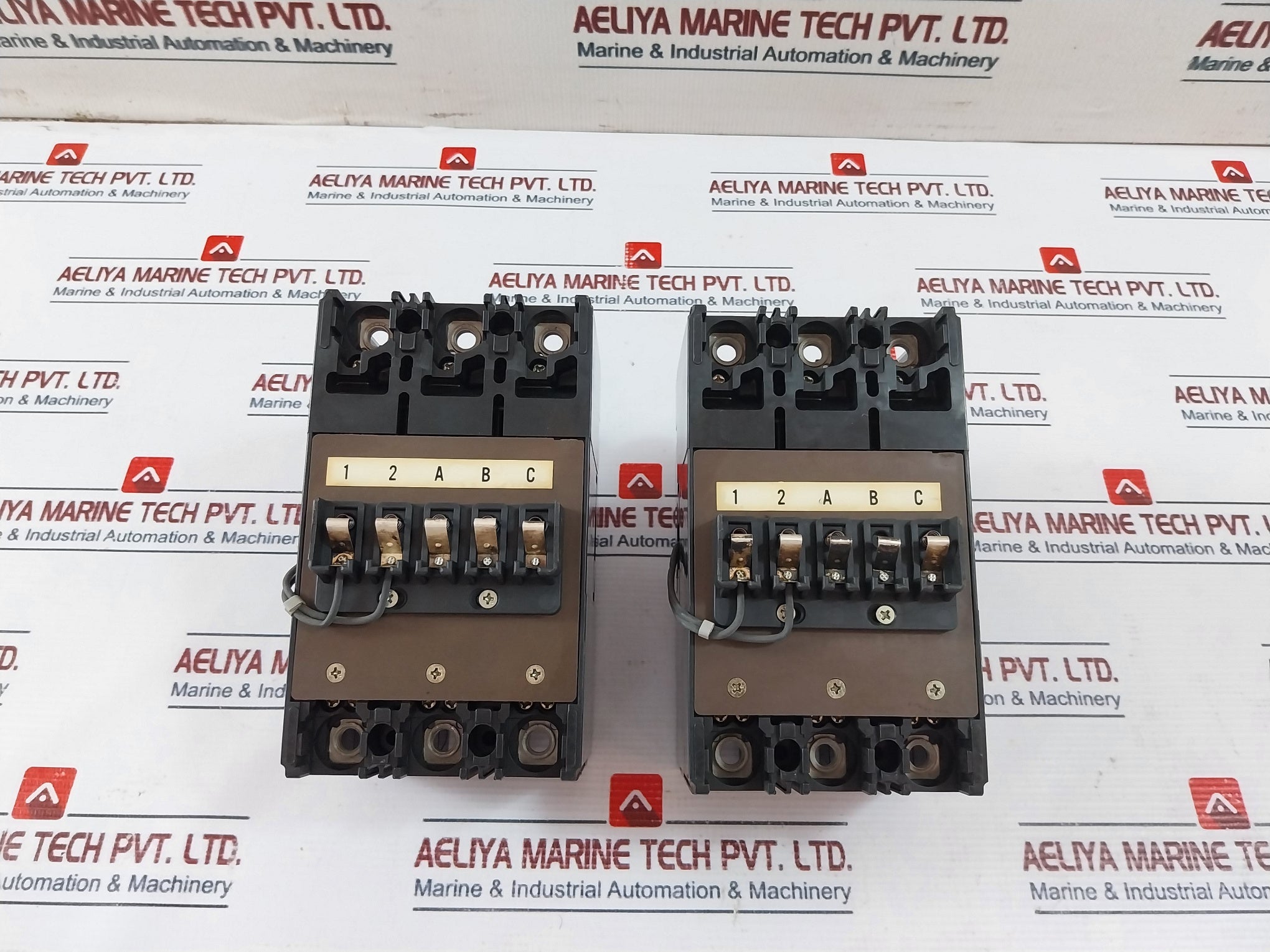 Mitsubishi Electric Nf100-sh No-fuse Breaker 15Amp 660V