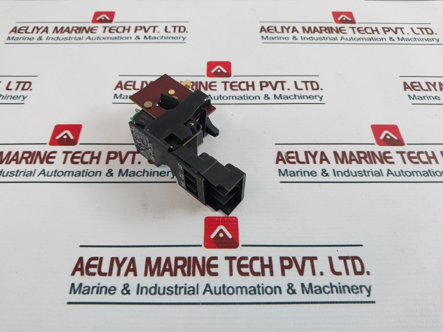 Merlin Gerin 42902 Relay 2a 415v