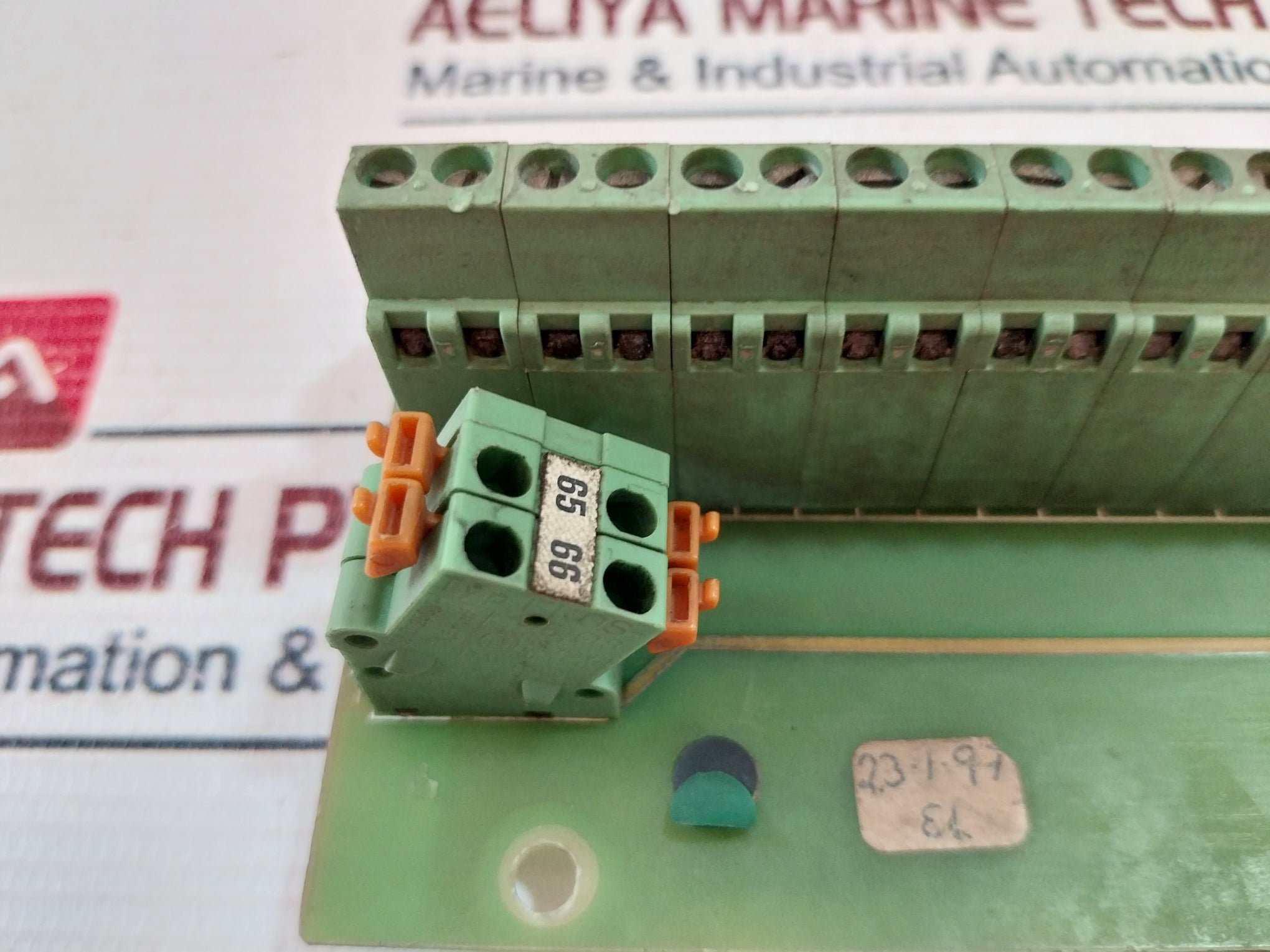 Hp J9777A 8 Port Ethernet Switch 2530-8G 1.3A 12V