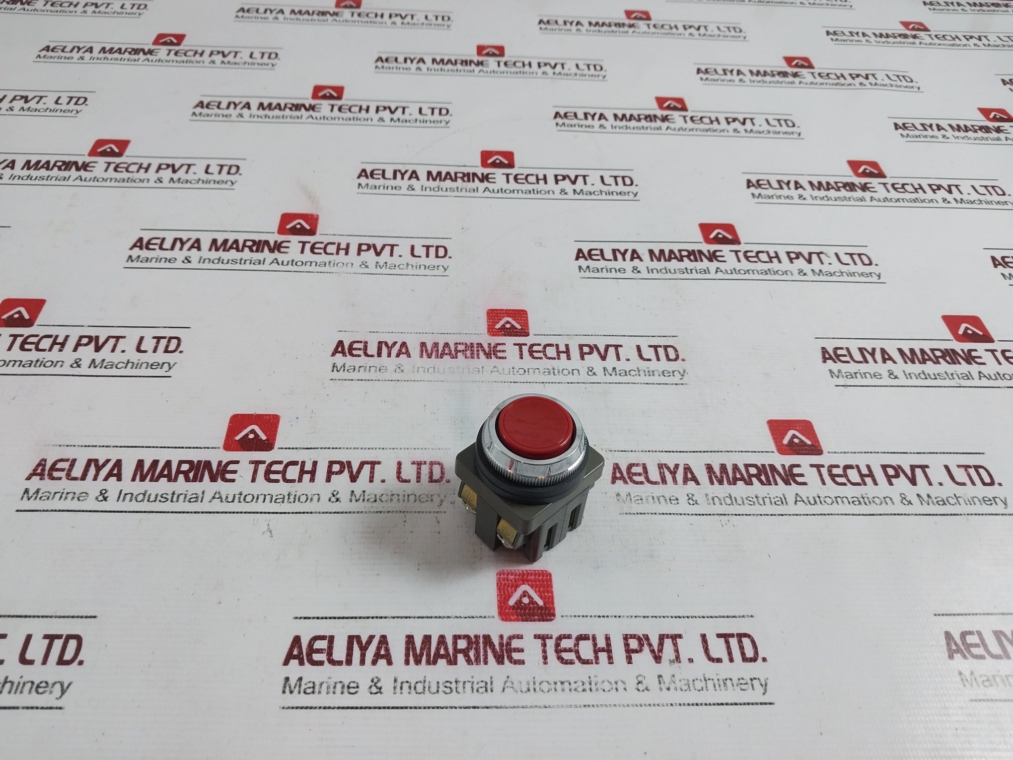 Idec Abn111-r Push Button Switch 41-10650 Ac125V 5A Ac300V 3A
