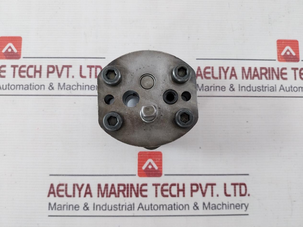 100144/12 8/85 Flow Gear Pump