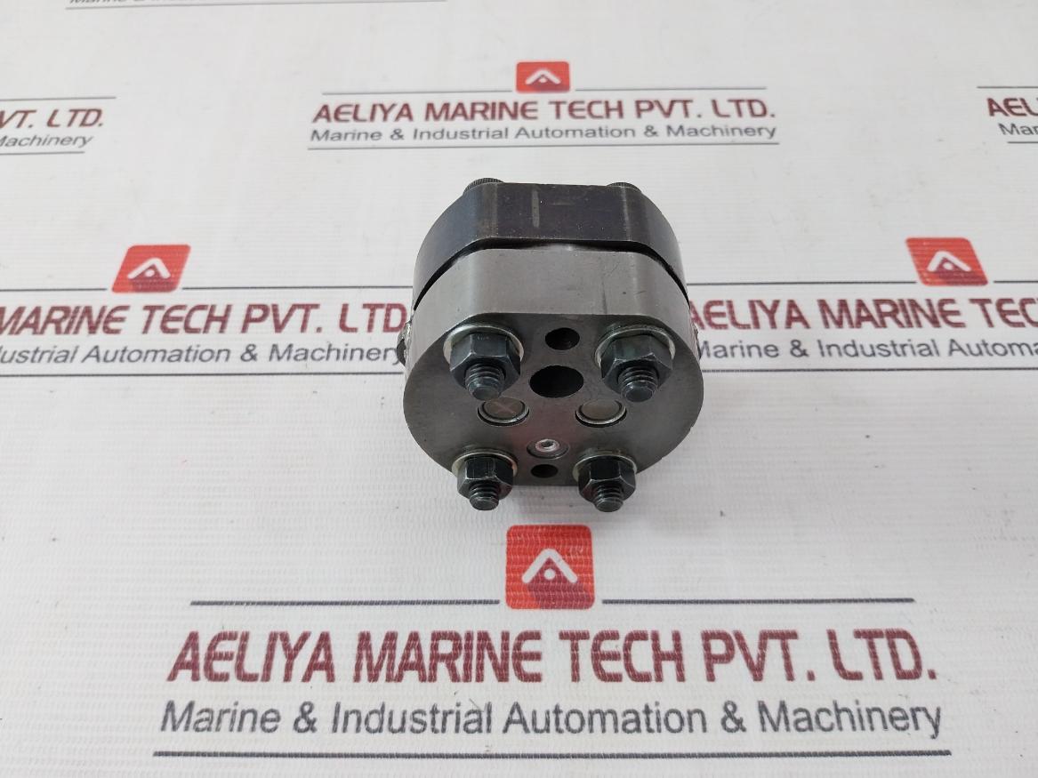 100144/12 8/85 Flow Gear Pump