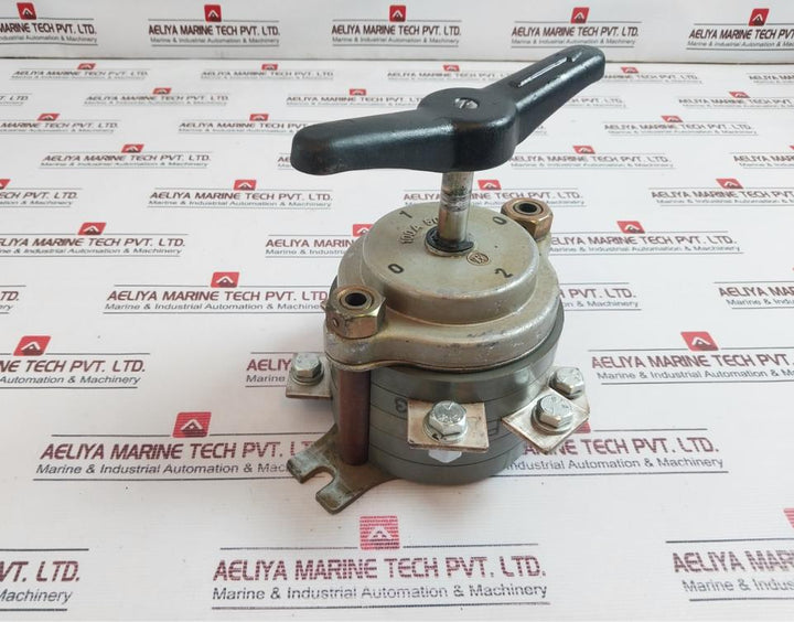 100A 500V Toggle Switch