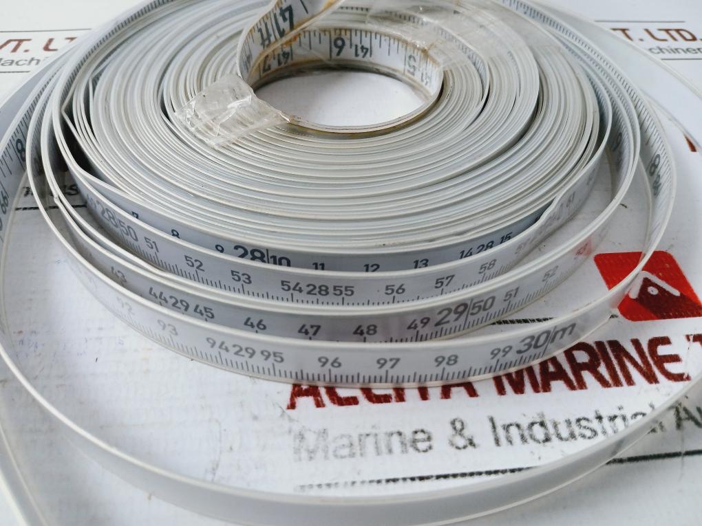 100 Ft Tap Fiber Glass Measuring Tape