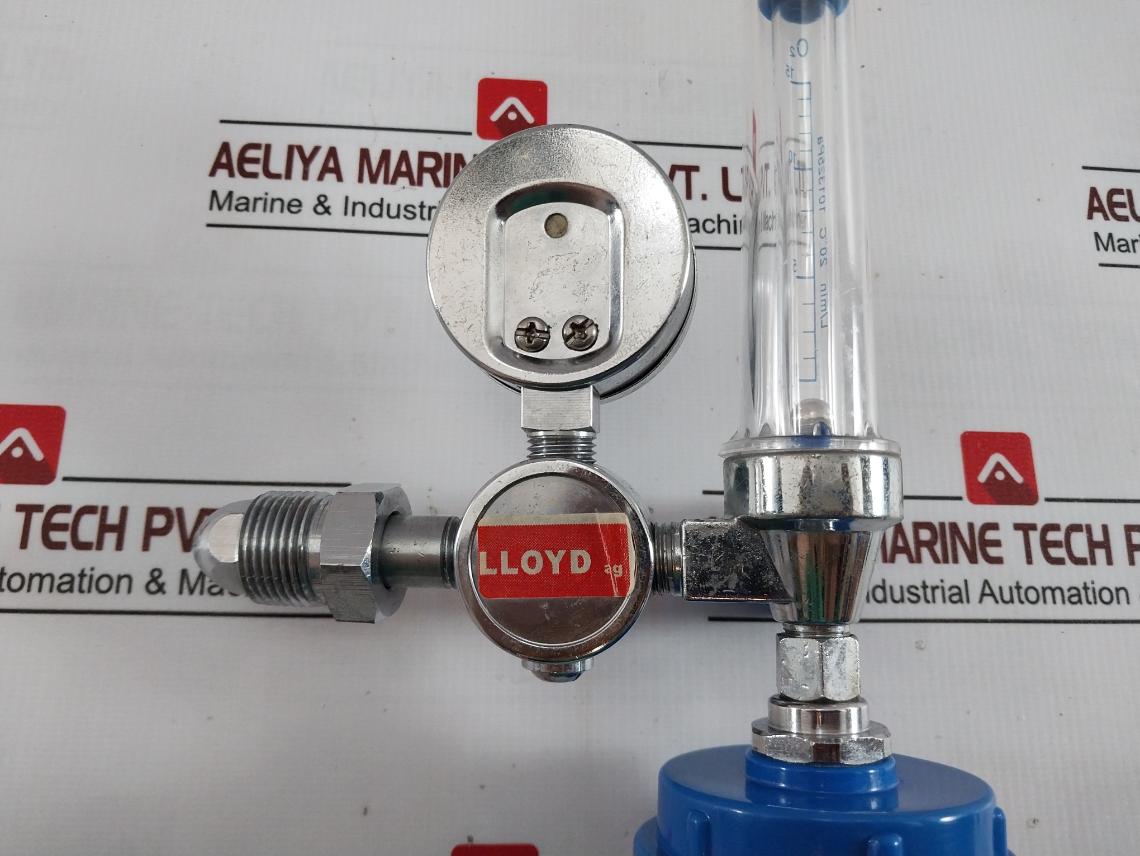 101325Pa Oxygen Pressure Reducing Regulator Flowmeter Inhalator 14700 Kpa