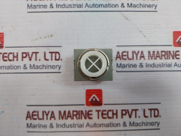 Idec 41-10650 Pushbutton Control Unit 300Vac 5A