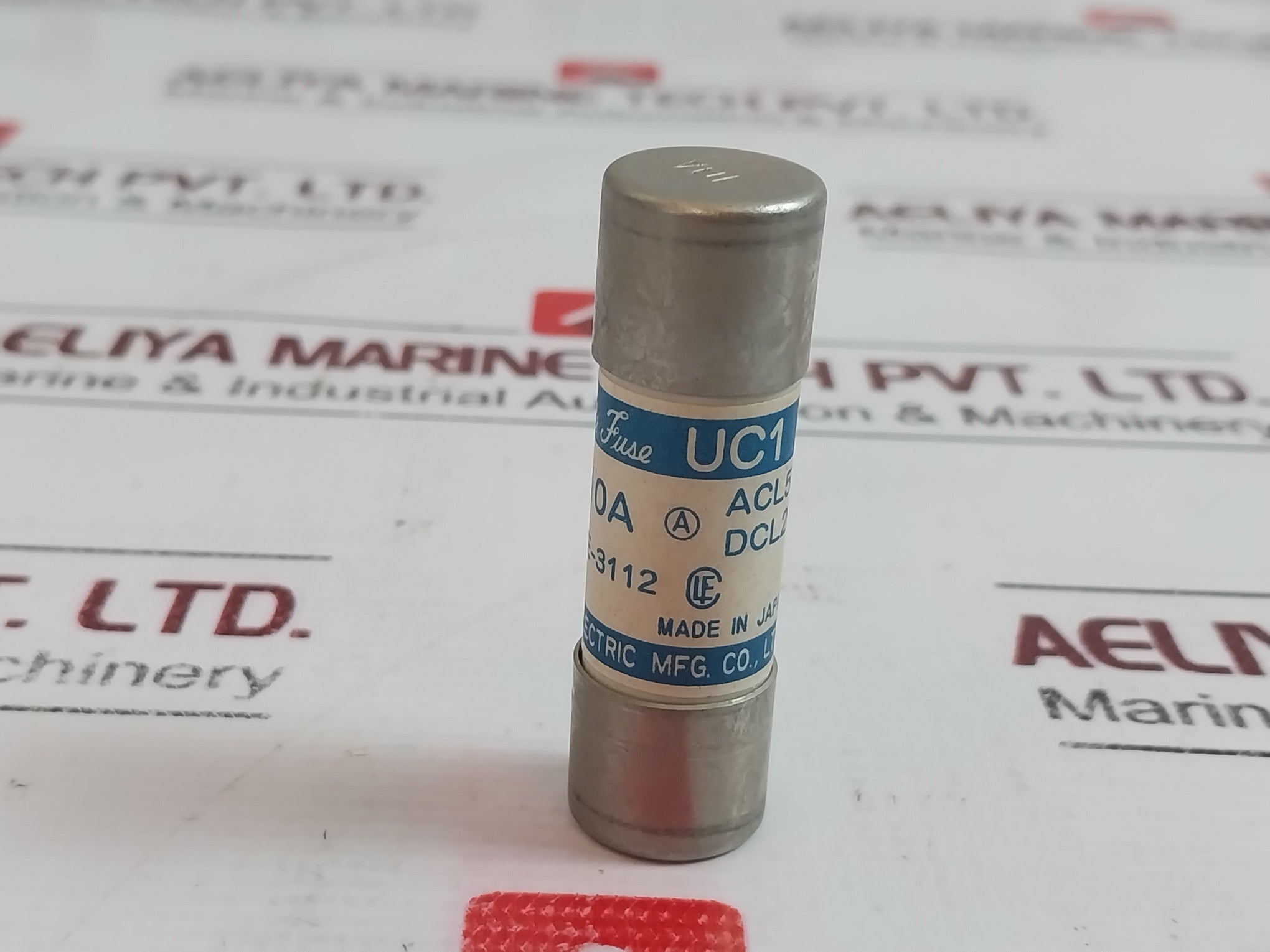 Lot of 10X Utsunomiya UC1 Cello-Lite Fuse 10A AC500V DC250V, 16D-000-003
