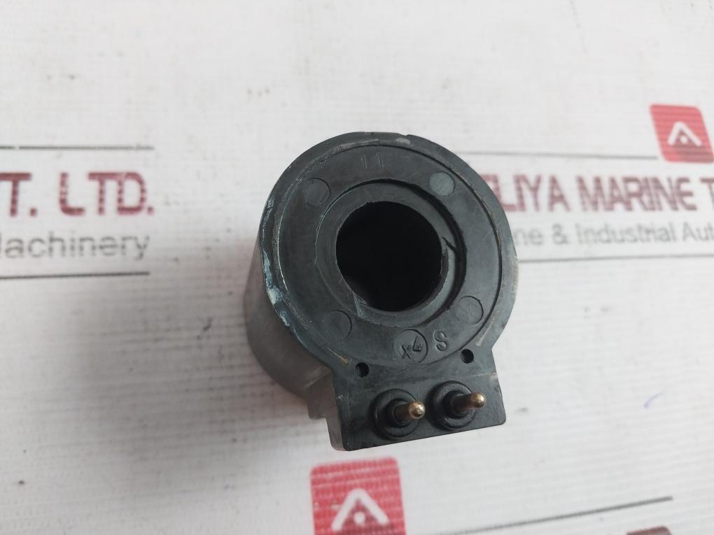 11 R220 Solenoid Valve Coil
