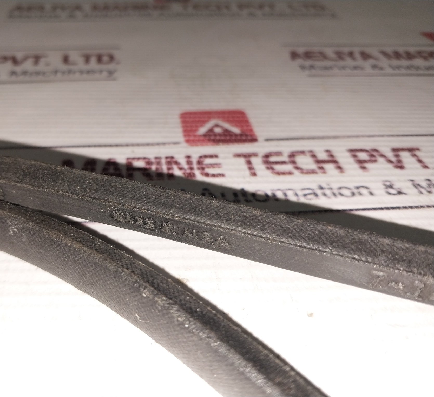 Gates 1420 Truflex Fhp Low Horse-power V-belt 9.5/10Mm X 1065Mm
