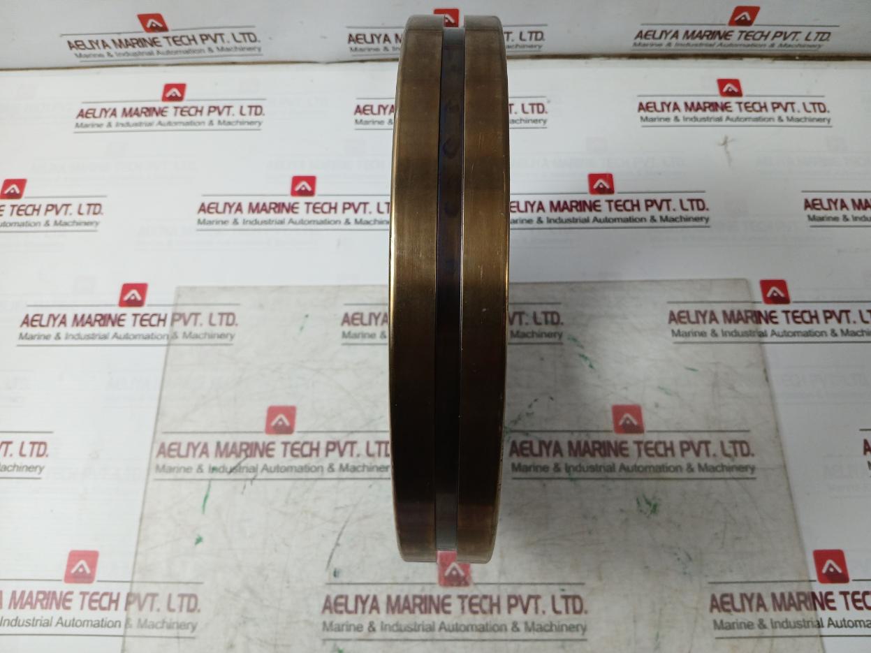 121438-11 Rev: B Flange U1407843