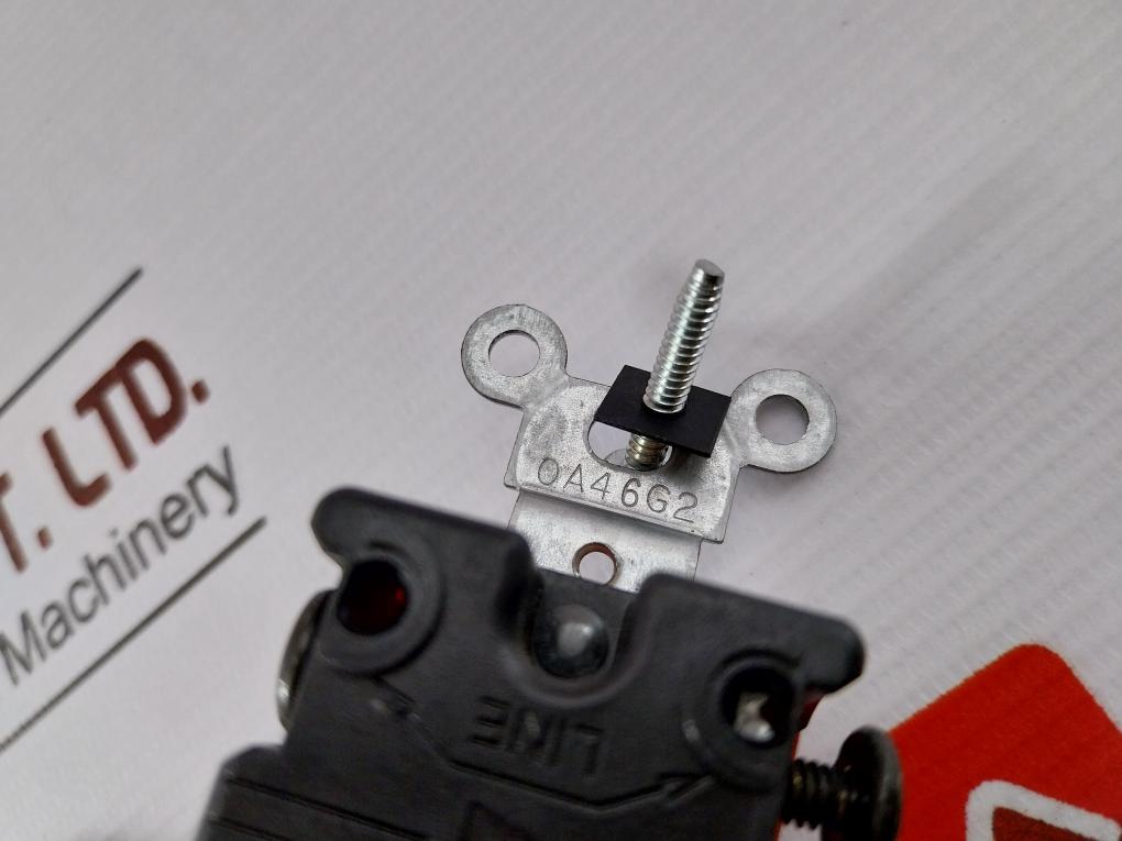 1222-2 Toggle Single-pole Ac Quiet Switch 120V-277Vac 20A