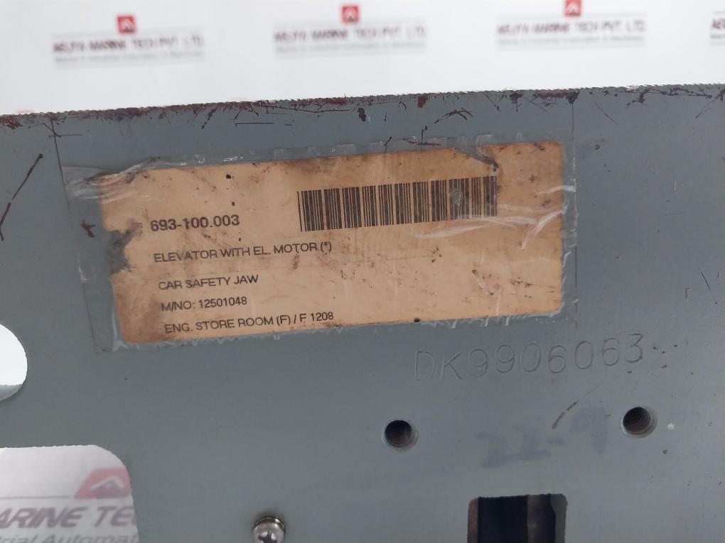12501048 Car Safety Jaw For Elevator With Electric Motor 9904-062 Dk9906063