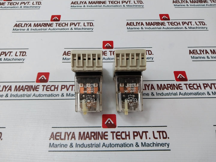 Siemens V23100V9113F206 Plug-in Relay With Base 10A 250V