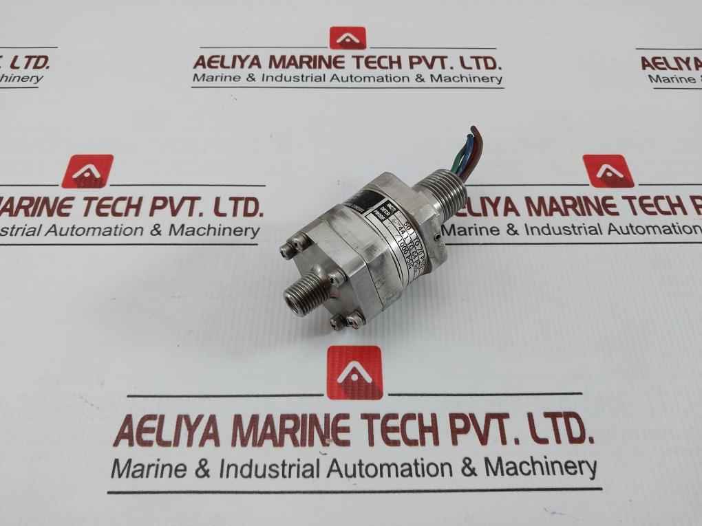 130P44C6 B 1000 Psig Adjustable Pressure Switch Brand Itt