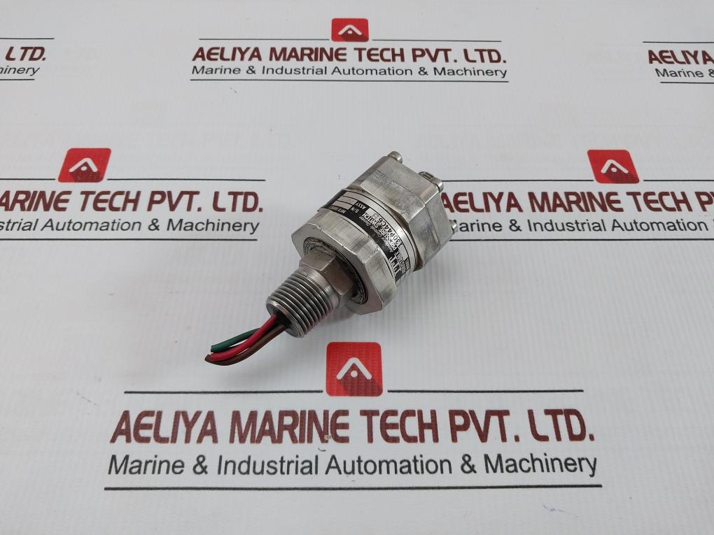130P44C6 B 1000 Psig Adjustable Pressure Switch Brand Itt