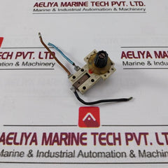 143171 Panel Mount Thermostat 16/250 10-50 C