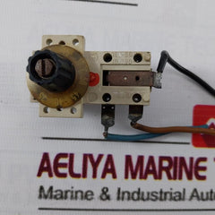 143171 Panel Mount Thermostat 16/250 10-50 C