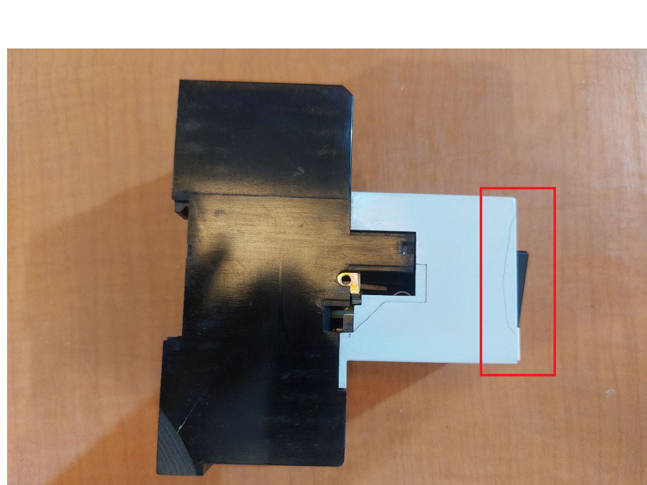 SIEMENS 3VE3 000-2LA00 Motor Starter Protector 6.3-10A, 6.3-9A, 120A 575V AC - Aeliya Marine Tech