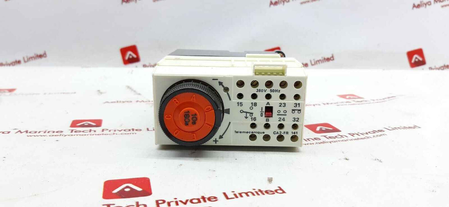 Telemecanique Ca2-fr 141 Controller Time Relay 380V 50Hz 500V New