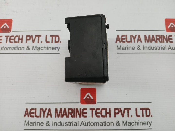 16026 Analogue Time Switch 50/60Hz-110Vac Flash