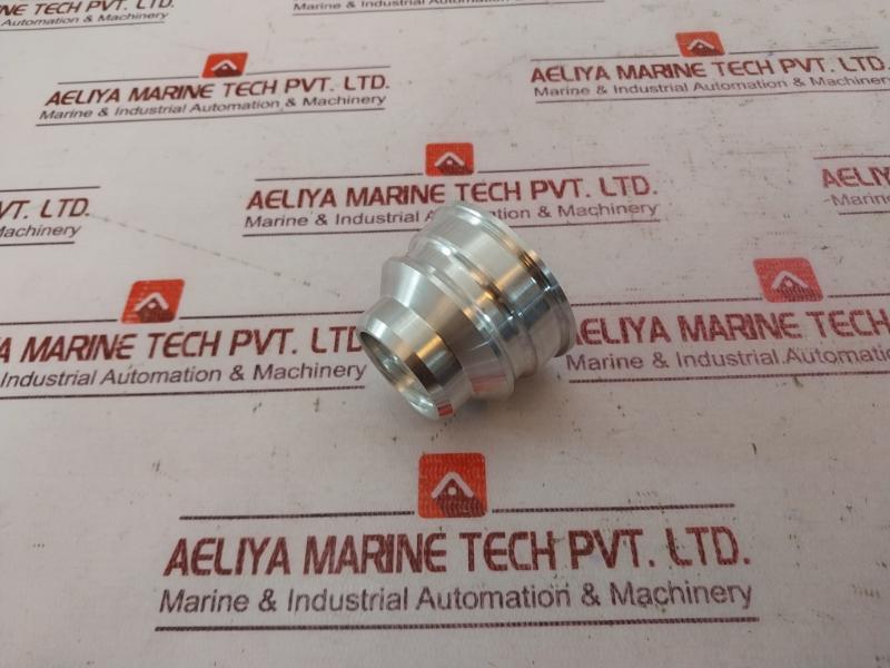 161-5061-yjs1607031 Custom‐Machined Threaded Adapter/Seat